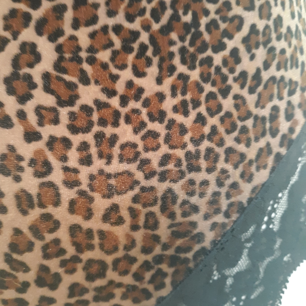 Victoria's secret leopard lace bodysuit small *P - Picture 3 of 6